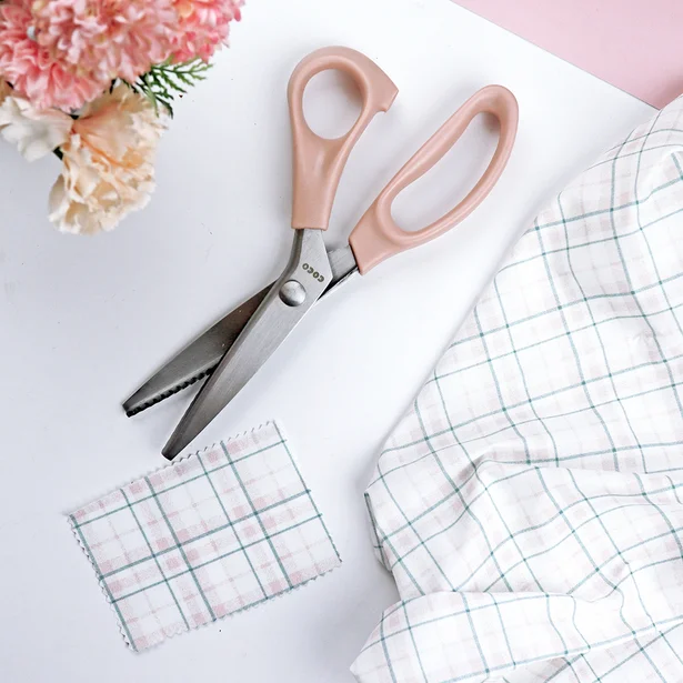 Tijera ZigZag para costura